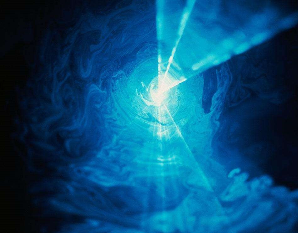 达晨领投半导体高端激光装备企业镭神泰克近亿元A轮融资