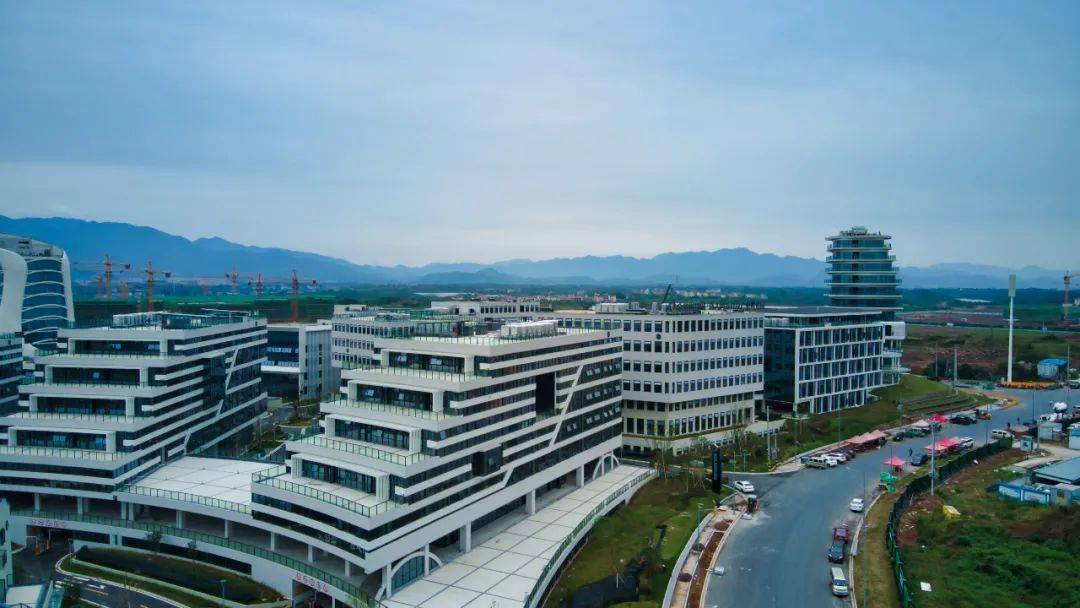 解答好未来产业投入三问