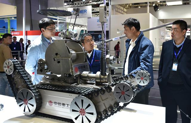 能拆会跳!安徽自研机器人斩获金银奖牌