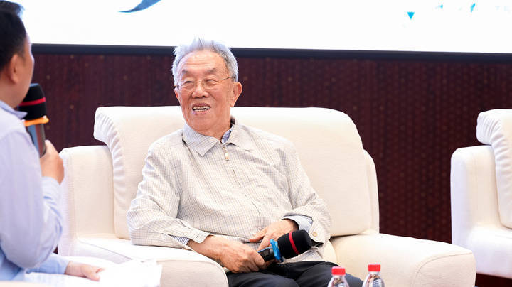 浙大00后在读博士，百亿估值了