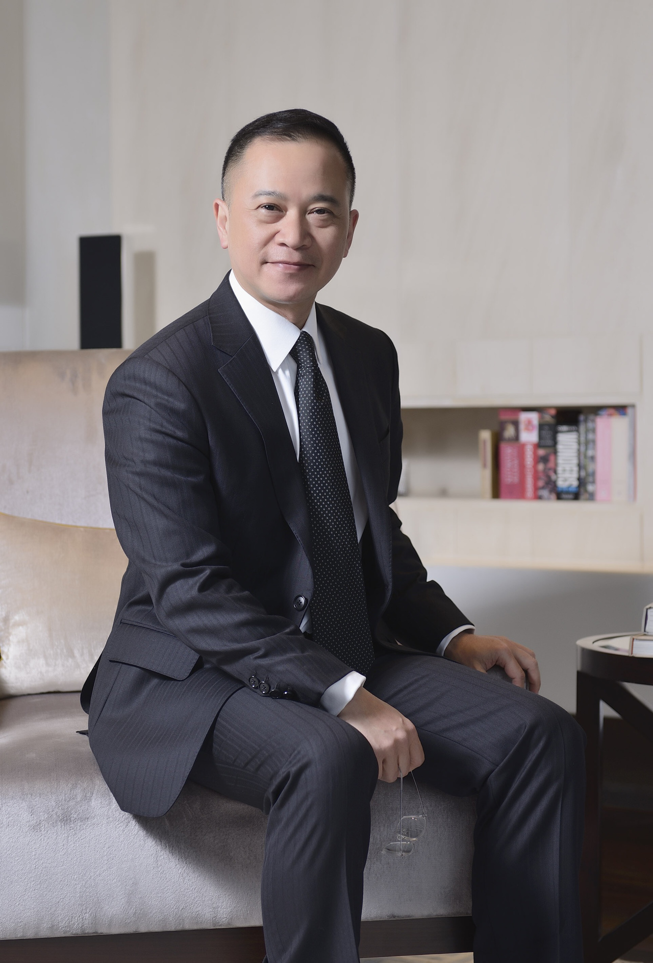 广州银行内部高管获任副行长，上半年业绩回暖、资本充足率趋近监管底线