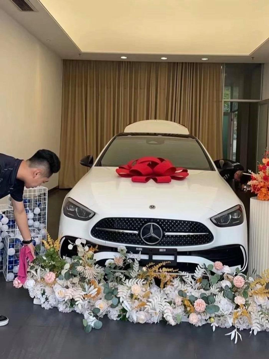 再裁2500人！某豪车一年裁5000人：称在中国未来两年仍艰难